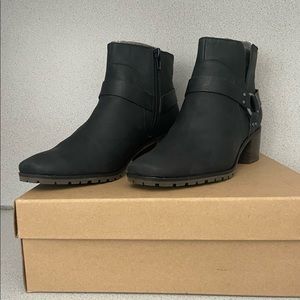 Lucky Brand LK-Jansic Ankle Bootie